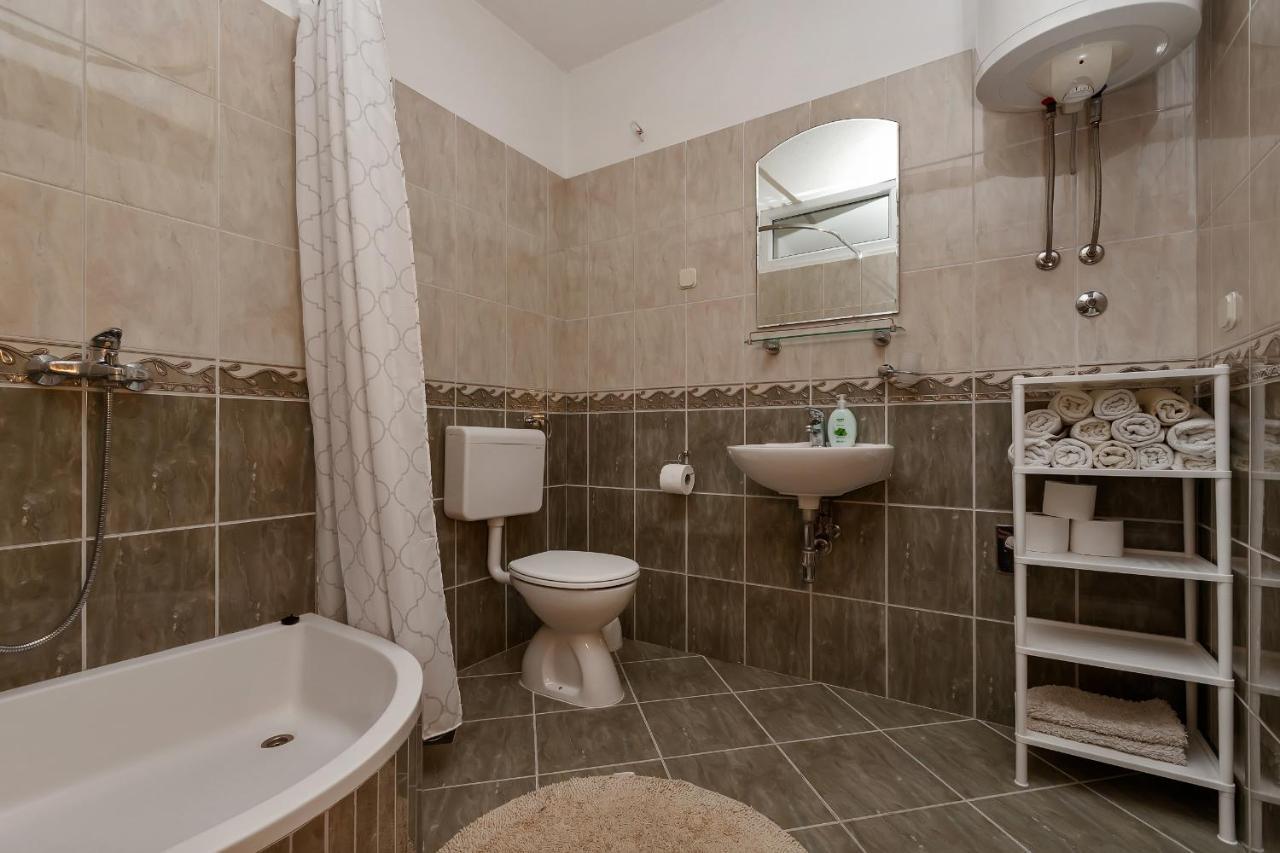 Apartmani Antonela Drasnice Exterior foto